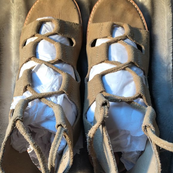 Natural suede lace up gladiator sandal - Picture 5 of 5